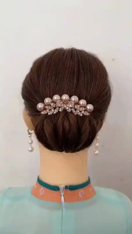 温婉优雅气质低盘发,会绑皮筋就会做的发型