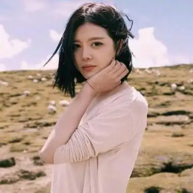 女生头像阳光温暖微笑仙气清纯女生甜美个性可爱头像图片