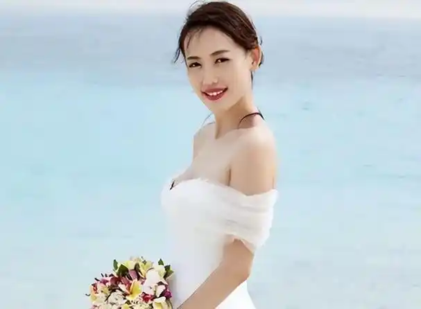 6年过去了当年和王宝强掀起大战的马蓉如今怎么样了