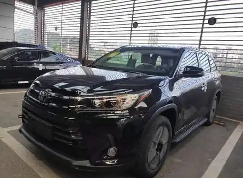 汉兰达最新骑士版实拍,黑色外观配黑色轮毂,网友:黑得够彻底