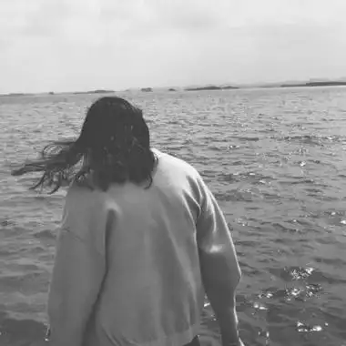 情侣头像一男一女背影2020情侣头像背影唯美