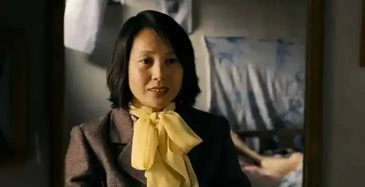 《立春》蒋雯丽为艺术大胆献身,被低估的"文艺片",真实又绝望_北京_黄