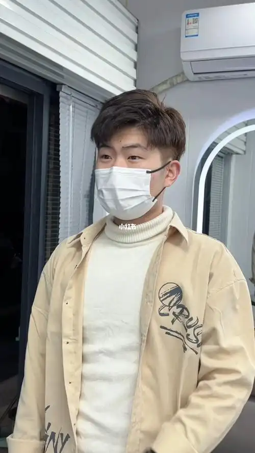 男生日常发型分享短发三七分