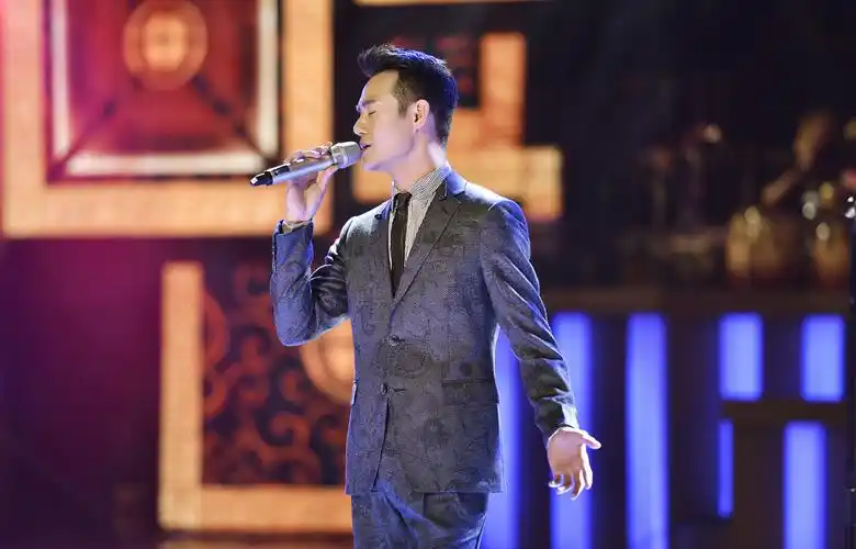 熊英整体造型成就《跨界歌王》经典形象大型明星跨界音