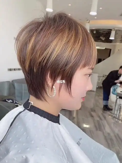 圆脸适合的发型短发发型女生短发发型女士短发女生短发推荐女士发型