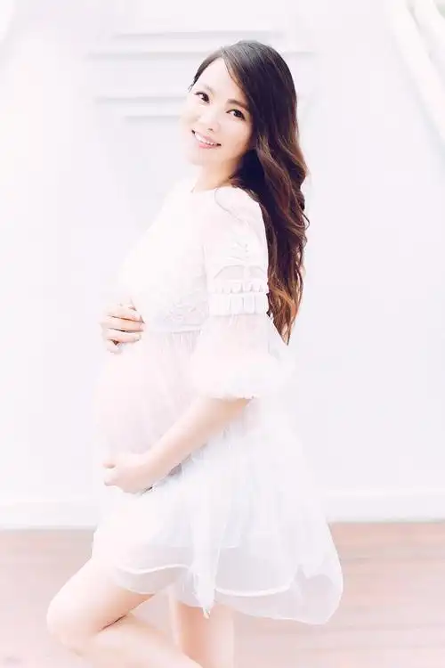 怀孕中的妈妈最美丽