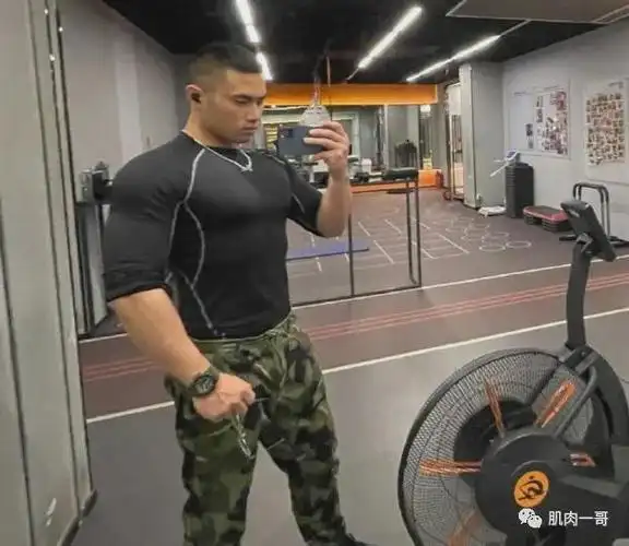 山东体院肌肉男的身体实力果然没让人失望