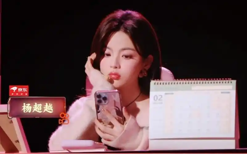 杨超越|啊啊啊啊,宝宝变身那瞬间好可爱啊啊啊啊,最后了解到宝宝,做