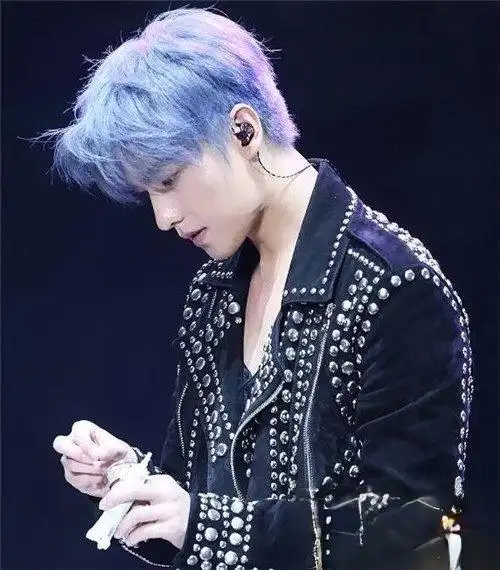 杨洋最新发型绝了 剪平头寸头超man的