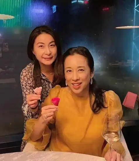 郭晶晶长得像吕燕妮?受宠原因?奥运冠军当豪门儿媳就是有底气!