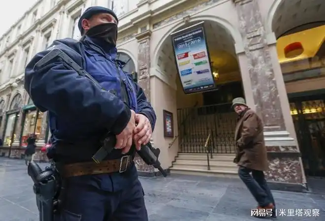 比利时警察的制式手枪史密斯威森mp9_网易订阅