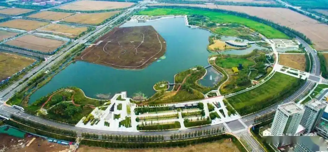 武清商务区的每一次迭新,都与城市向上的雄心契合共鸣,如今商业,交通