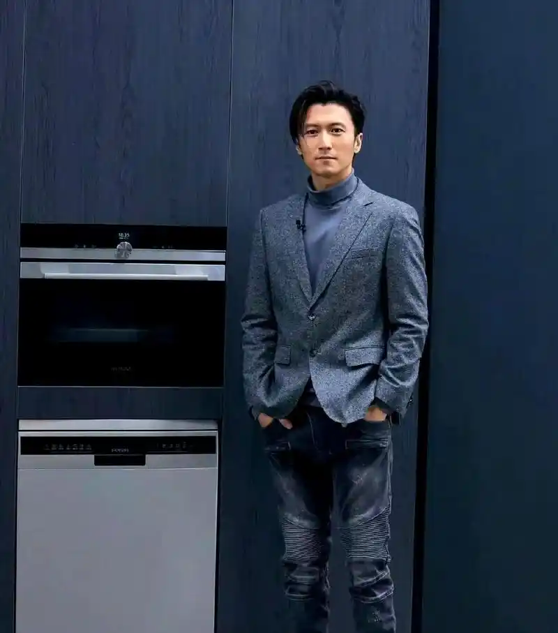 谢霆锋只有这种发型才能体现他的风格.