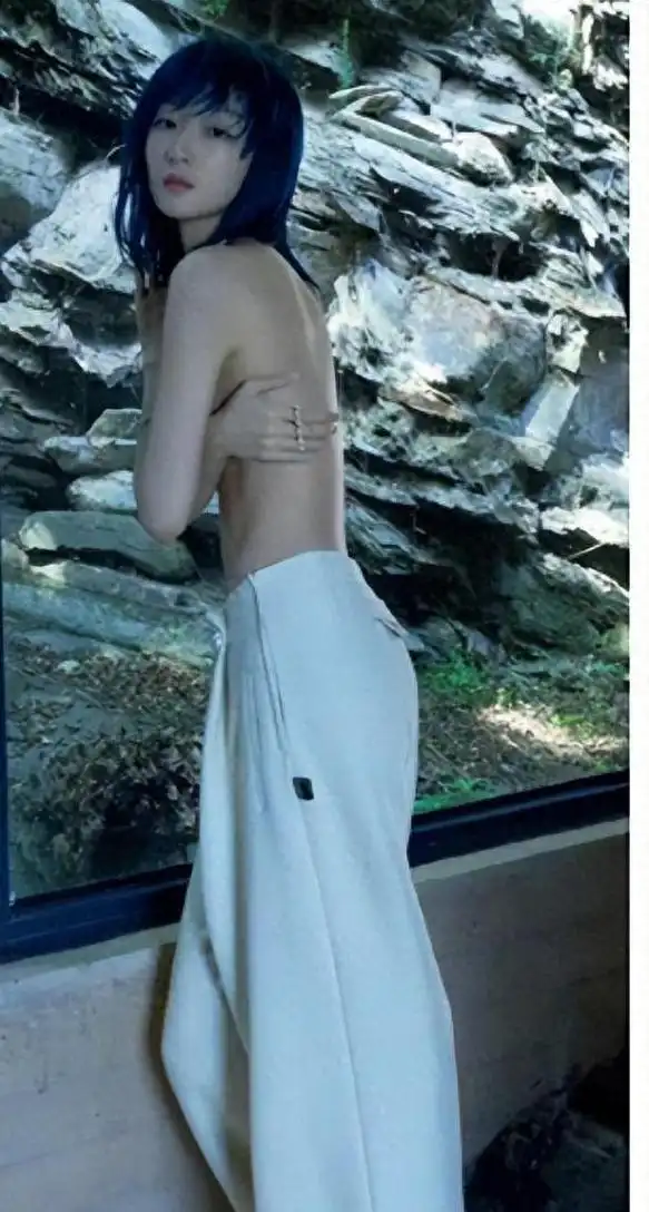 瞒不住了!不拉窗帘与对象玩"拔萝卜",周冬雨的本性彻底被揭露