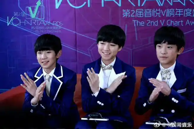 也期待tfboys超话今年有更多合体活动与大家见面!