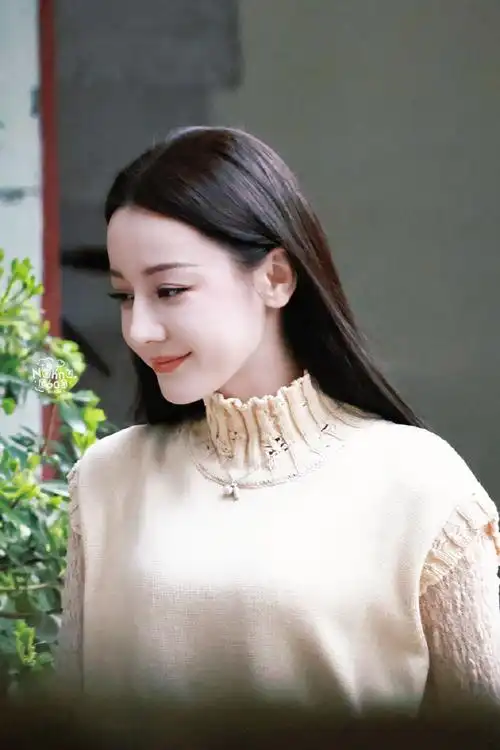 迪丽热巴聂九罗