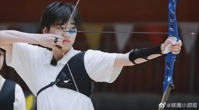 宋亚轩射箭镜头好绝##宋亚轩射箭好帅