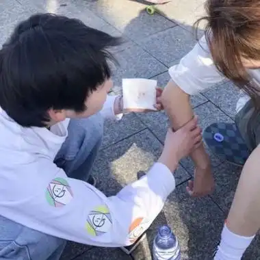 高冷姐弟头像一男一女