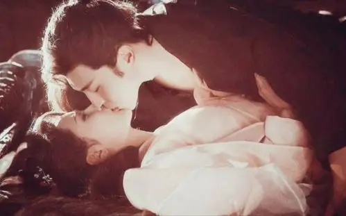 香蜜沉沉烬如霜灵修夫妇邓伦x杨紫之你可有曾爱过我从未