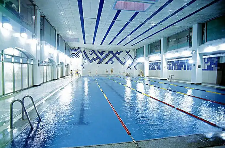 游泳池图片_游泳池高清图片_全景视觉