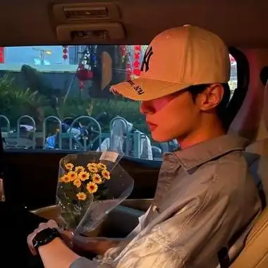 男生头像成熟意境你不在的地方才是流浪