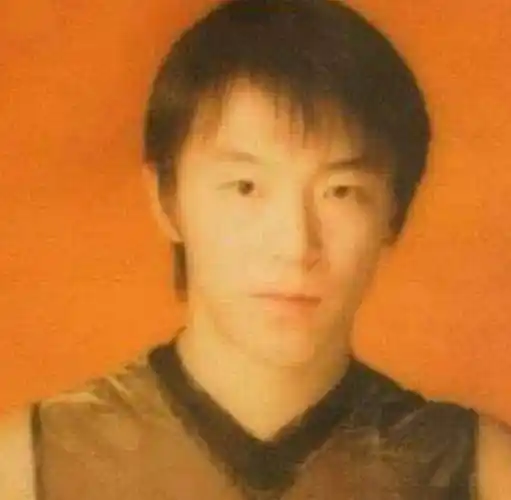 黄渤:因高虎捧红成影帝,可兄弟落难却束手无策,风光背后有泪水_管虎