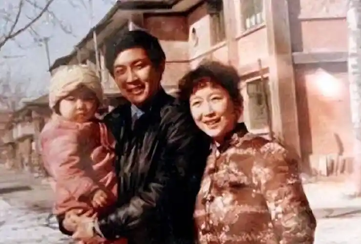 奶油小生唐国强,前妻除夕夜自尽被说渣男,靠诸葛亮成功洗白_工作_孙涛