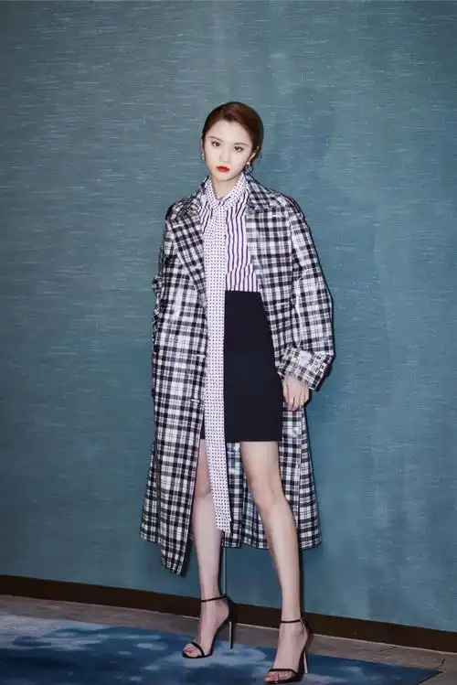 张慧雯英伦风活动写真图片 张慧雯图片