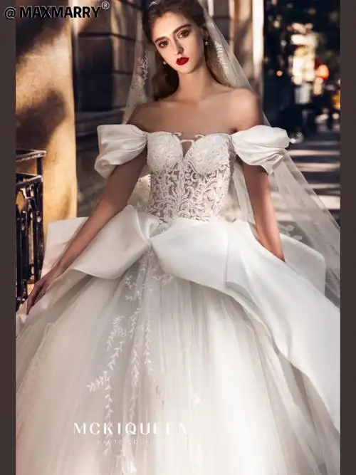 英国宫廷少女仪式纱阿尔卑斯山少女