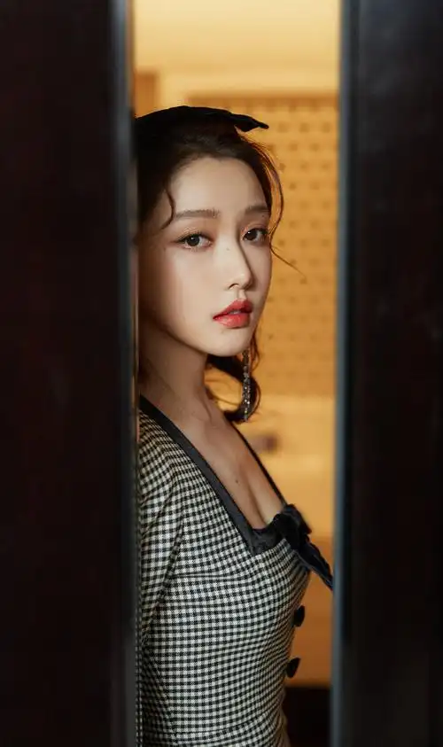 姜贞羽复古公主裙性感写真图片79