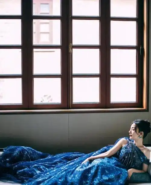 杨幂2021智族gqmoty年度人物盛典网友状态属实自然