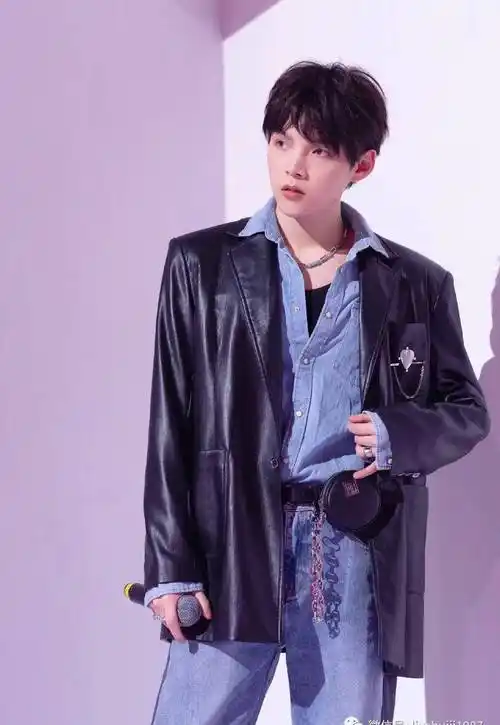 四位乐评人鉴赏朱星杰星夜出逃谢谢音乐让我们浑然一体