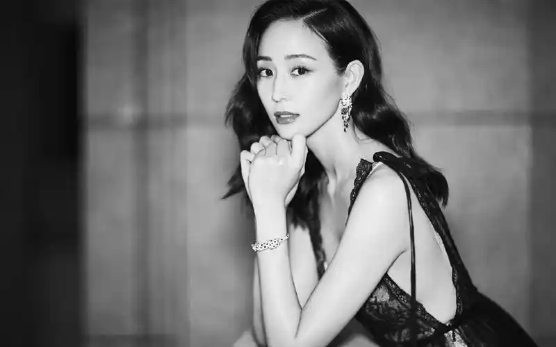 张钧甯性感妩媚写真图片桌面壁纸