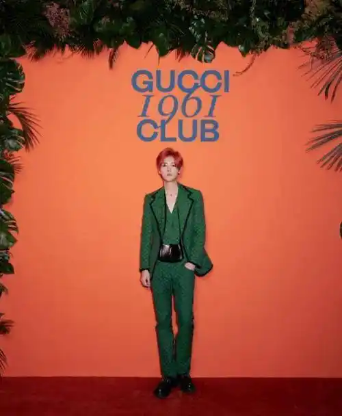 原创鹿晗最新时尚大片眼镜杀又a又欲不愧是exo门面担当