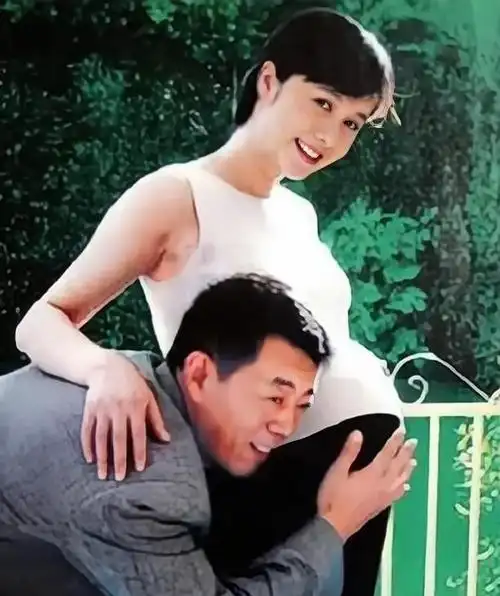 蒋雯丽母亲生三个女儿二女儿最漂亮小女儿的婚姻让她操碎心