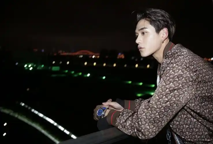 黄旭熙 - 堆糖,美图壁纸兴趣社区