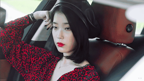 满月社长 |iu 德鲁纳酒店