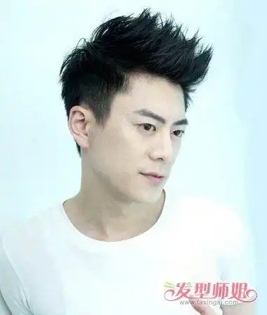 男生短发 >> 短飞机头发型图片 男生短一点的飞机头短发飞机头的发型