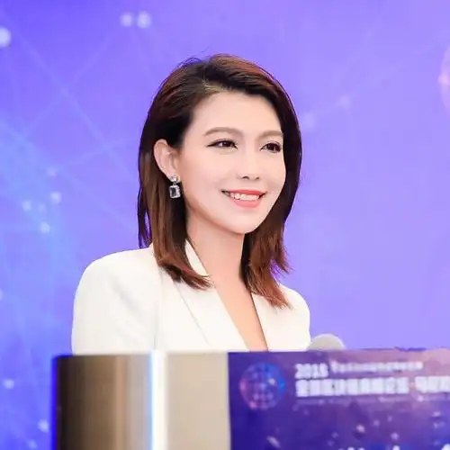 p>孙艺修,女,汉族,深圳卫视主持人. /p>