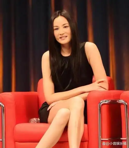 经过短时间的了解与相处,瞿颖深深爱上了李亚鹏,甚至做好了和他共踏