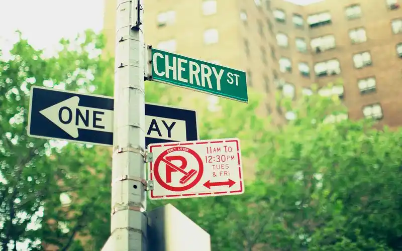 城市街道风景摄影高清桌面壁纸