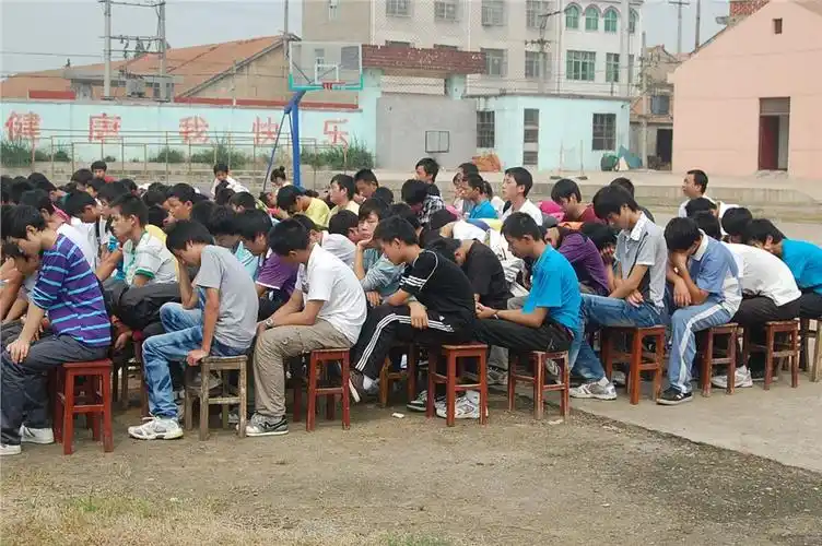 云梦县义堂镇初级中学_学校动态_学生感动图3