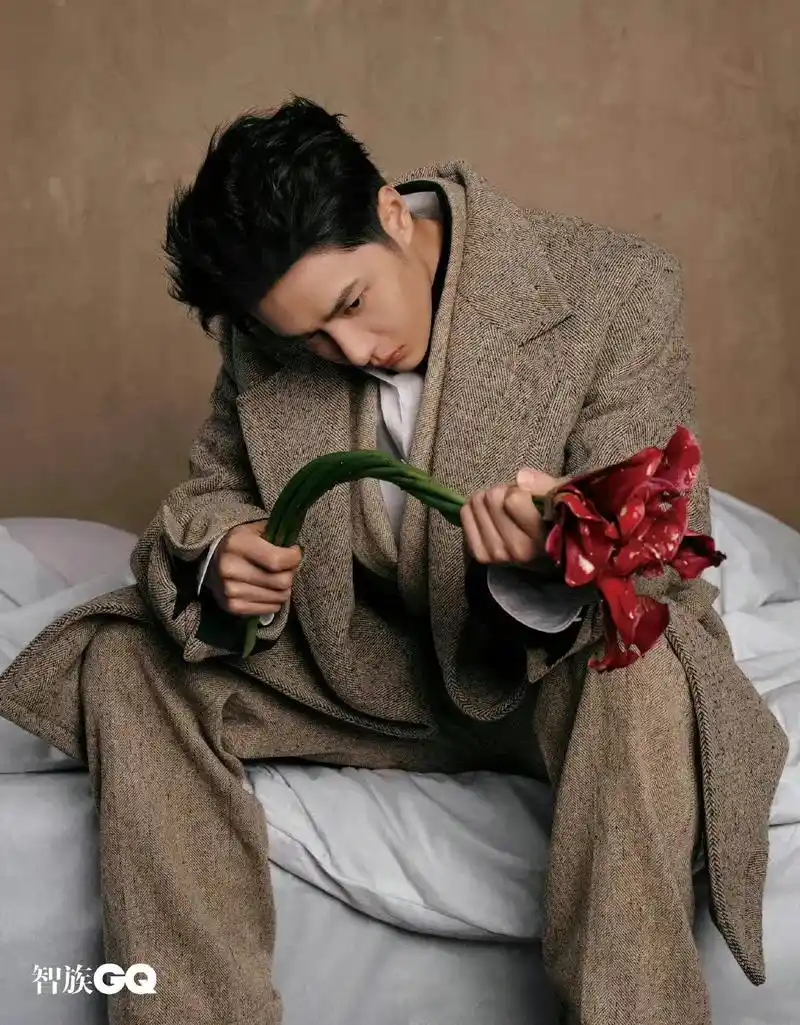 杂志封面 #质感大片 #无处安放的魅力 #高级感 大背头帅 - 抖音