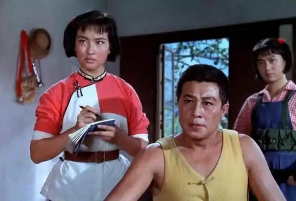 昔日八一厂厂花被王心刚看好却被刘晓庆抢风头如今68岁依然美如花