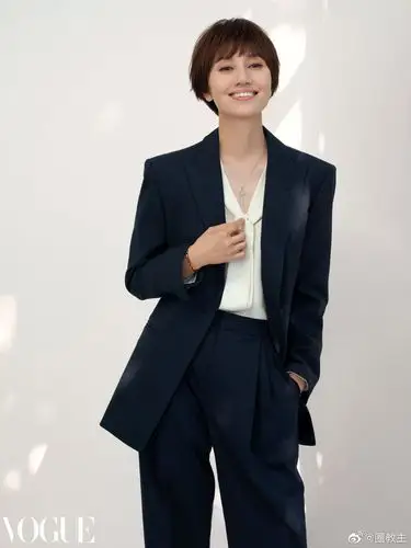 穿西装的女明星咏梅袁泉陈数俞飞鸿梅婷