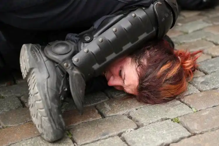 dangerous: around world, police chokeholds scrutinized