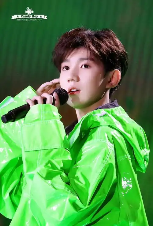 王源从完成作业再到给粉丝布置作业独属于养成系的变化