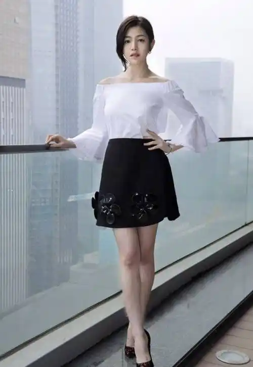 原创陈妍希真会穿这个包子脸的小女人时隔多年竟然逆袭成女神