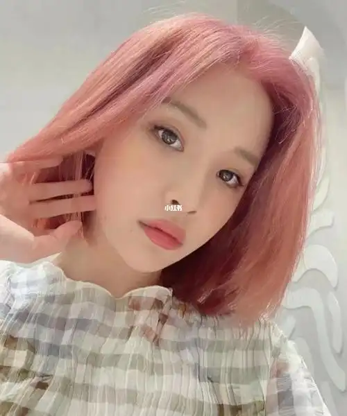 女孩子一定要尝试的发色粉色系