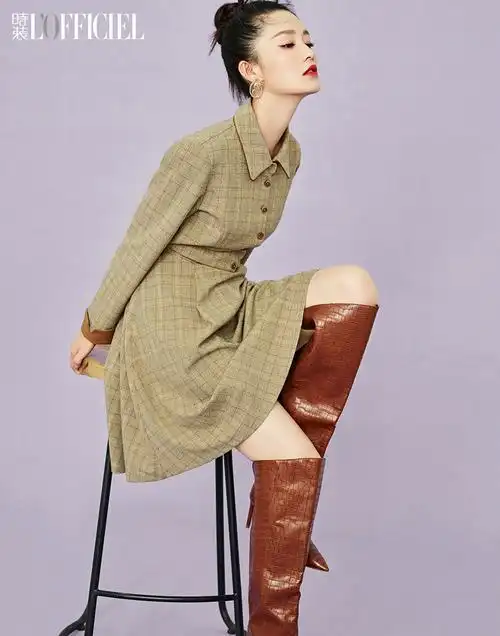 > 李沁甜美时尚杂志写真图片(5/16)